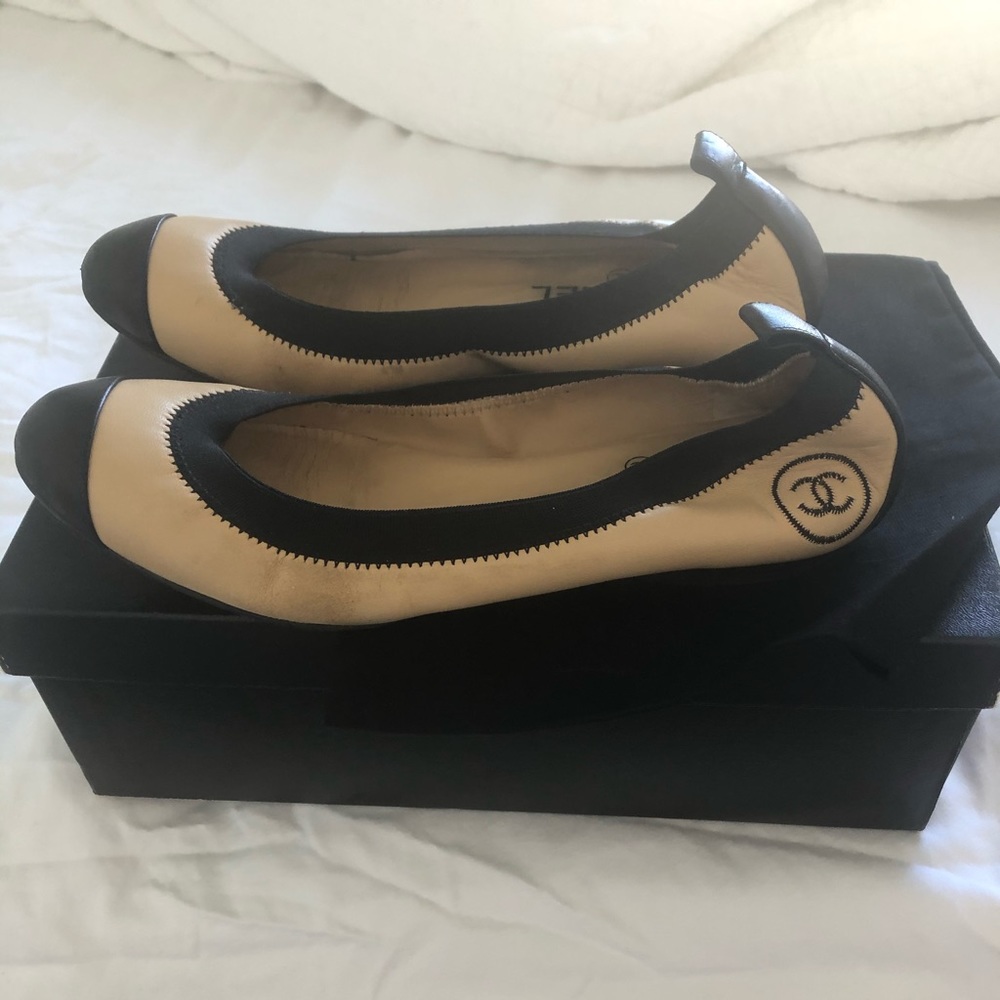 Chanel ballerina flats